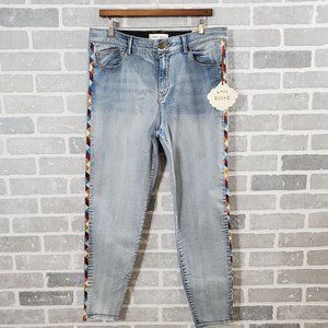 Knox Rose Jeans Womens 16 Mid-Rise Ankle Skinny Distressed Southwestern